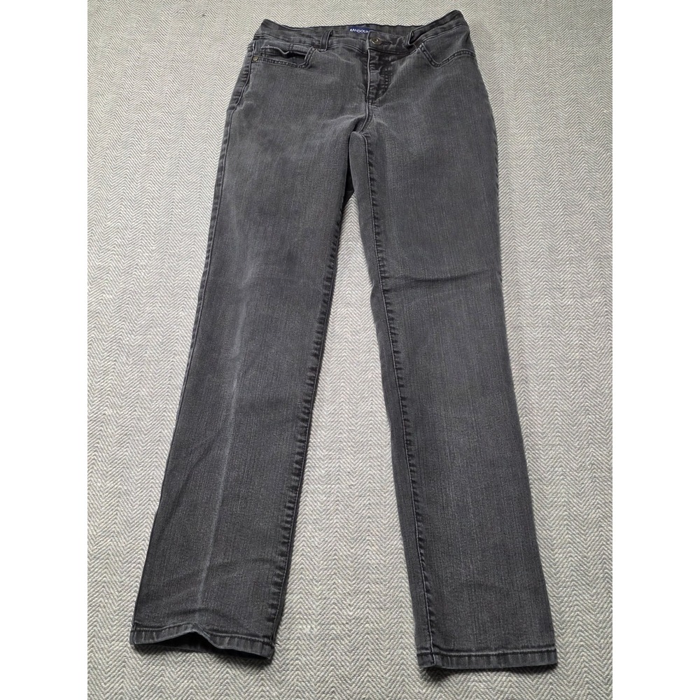 Bandolino Mandie Grey Wash Straight Leg Jeans Women's Size 6